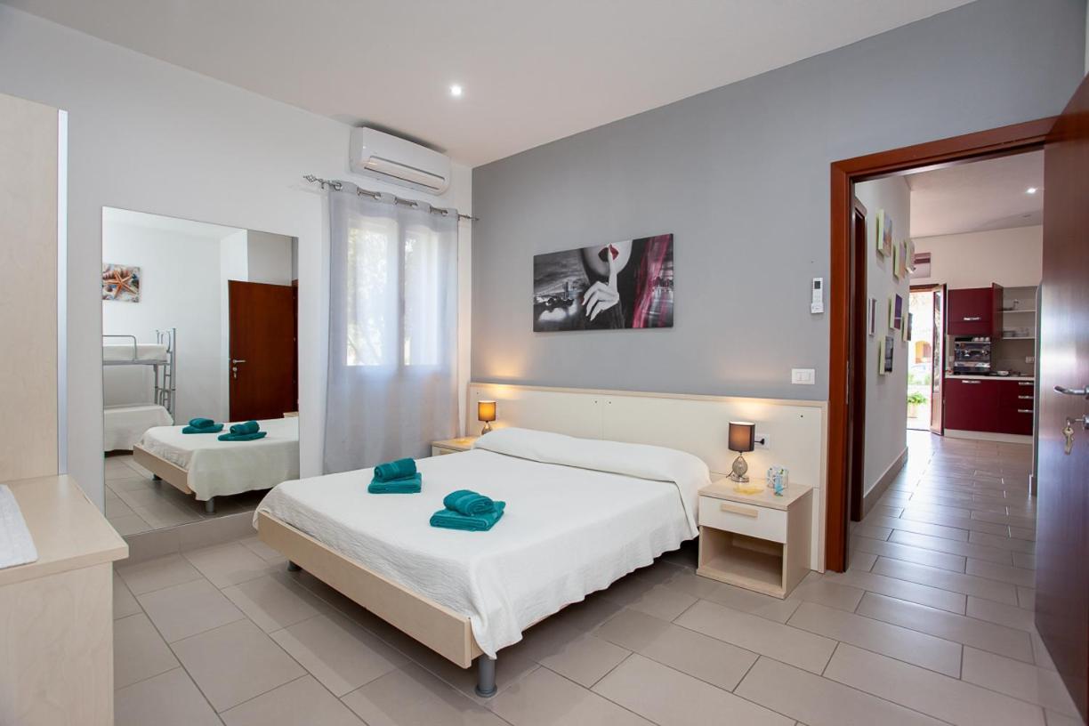 Bed and Breakfast Mivida "Le Stanze Di Ada" à San Teodoro  Extérieur photo