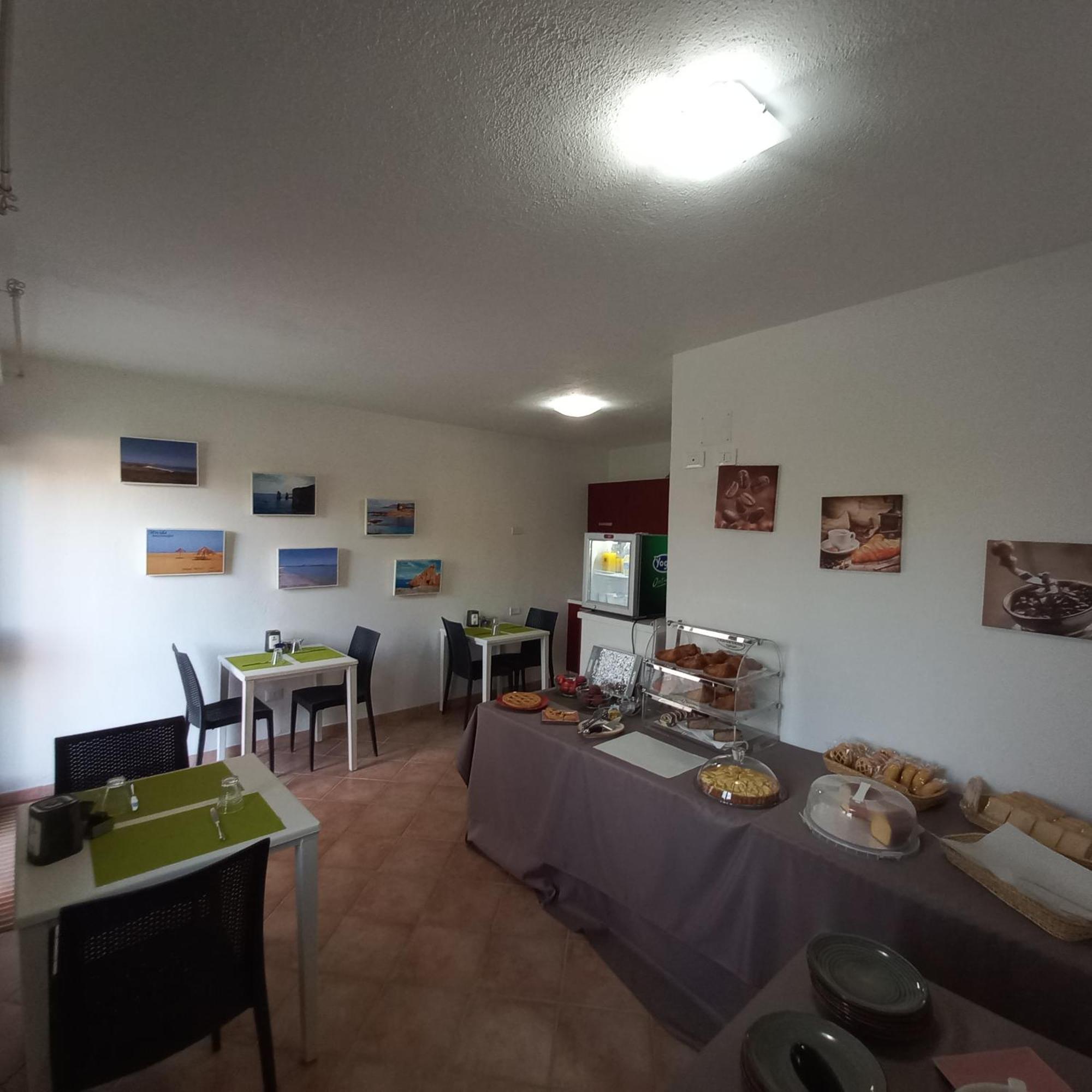 Bed and Breakfast Mivida "Le Stanze Di Ada" à San Teodoro  Extérieur photo